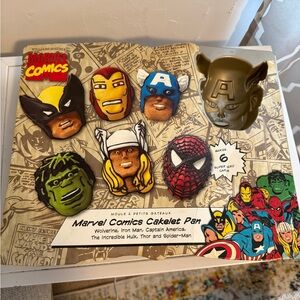 Marvel Comics Cakelet Pan